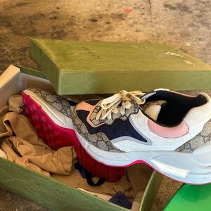 Gucci Kids Pink and Blue Sneakers